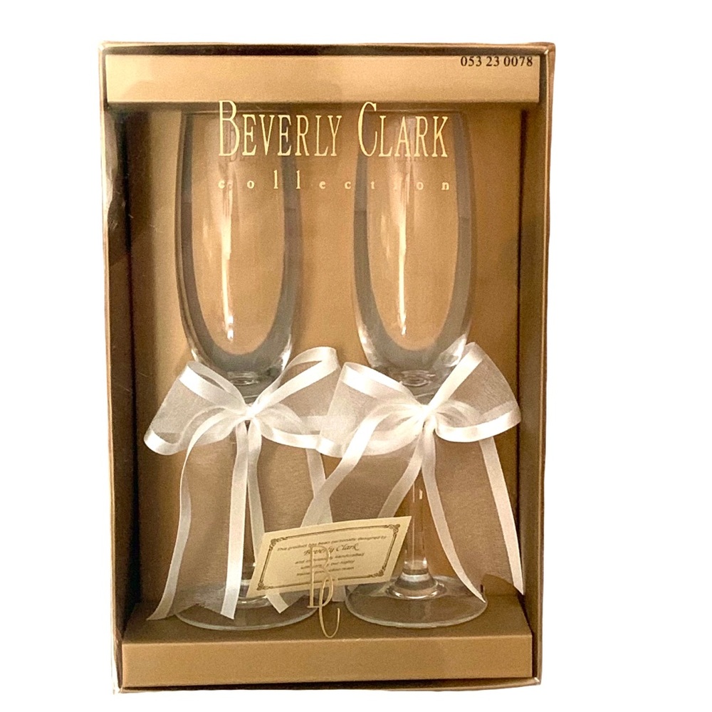 Beverly Clark Collection Wedding Infinity Flutes